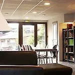 - Restaurant Le Blanchon