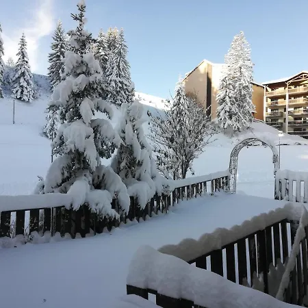 - Restaurant Le Blanchon 2* Селоне