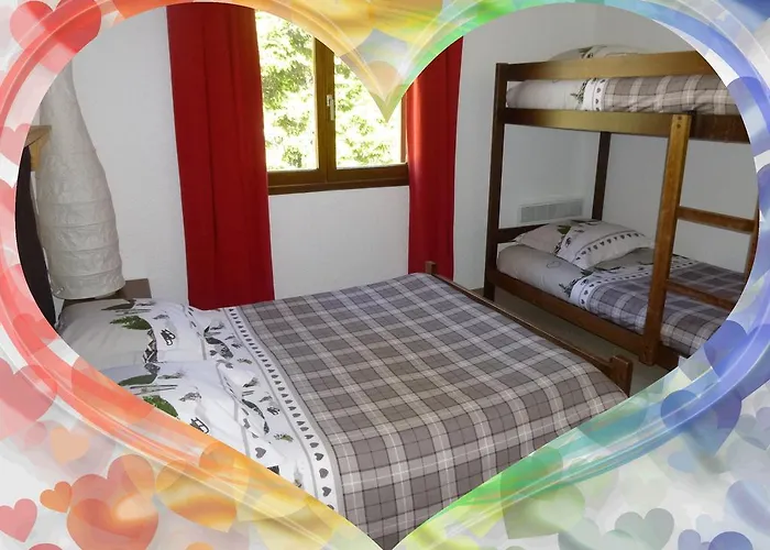 - Restaurant Le Blanchon Hotel