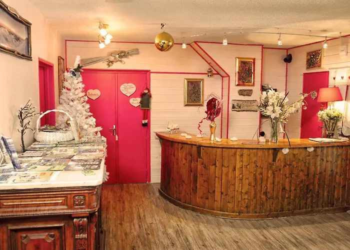 - Restaurant Le Blanchon