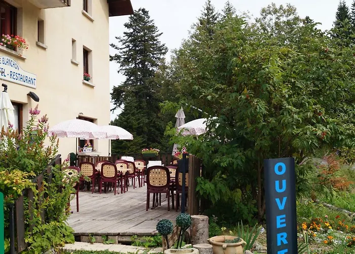 Hotel - Restaurant Le Blanchon 2*